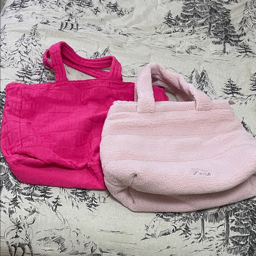 Victoria’s Secret and Pink totes